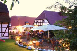 Hochzeitsfeiern im Restaurant Marienhof Neustadt i H - Feiern Sie Ihre Hochzeit in der Hofanlage Marienhof