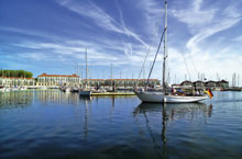 Boltenhagen, Weisse Wiek und Iberotel mit Marina