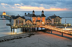 Insel Rügen an der Ostsee, hier Seebrücke Sellin, Ostseite