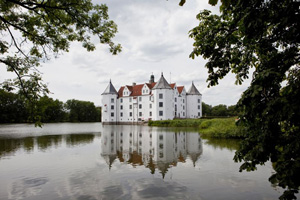 Glücksburg Schloss an der Flensburger Förde - Eheschließung im Wasserschloss Glücksburg Schloss an der Flensburger Förde