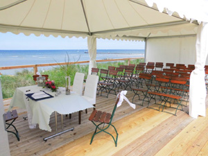 Probstei am Strand Ostseebad Stein - Strandhochzeit Pagode